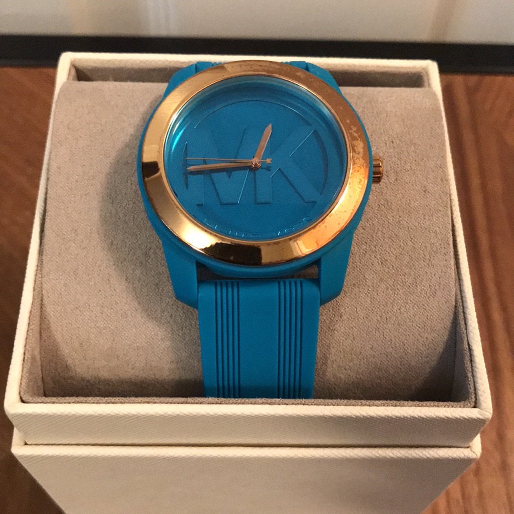 Michael Kors Turquoise Silicone Watch (Mk-2559) 43mm - Smoke & Pet Free